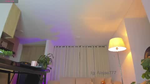 Snapshot of alejaevangeline chatting on 06-20-26, 11:02 A L E J A N D R A online show from 06-20-26, 11:02