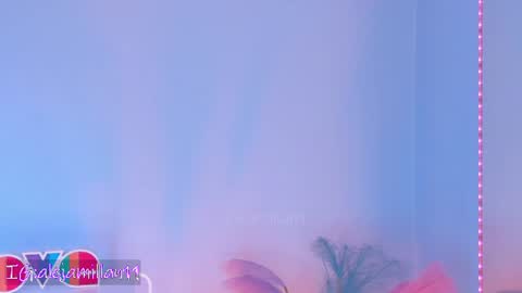 Snapshot of alejamillan1 chatting on 07-15-26, 05:02 night GTM -5 online show from 07-15-26, 05:02