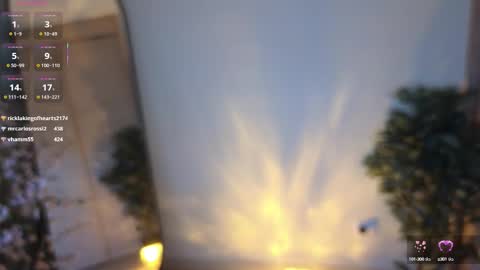 Snapshot of alejandhra chatting on 02-25-25, 11:00 Alejandhra online show from 02-25-25, 11:00