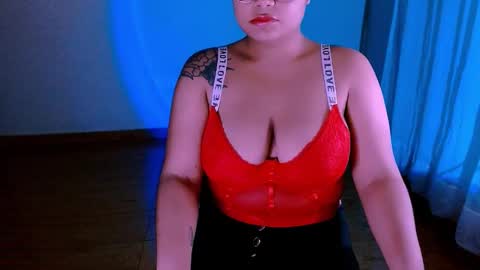Alejandra  online show from 11-21-25, 11:25