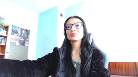 Alejandra online show from 12-16-24, 11:44