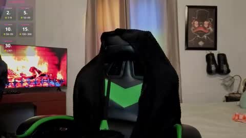 Snapshot of alejandrojf_00 chatting on 12-21-25, 05:09 Daiki jack online show from 12-21-25, 05:09