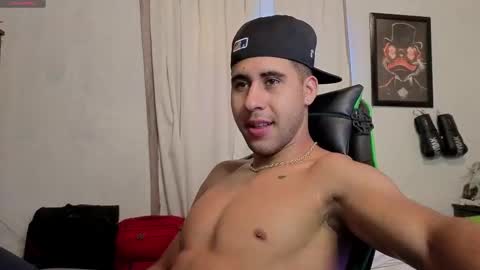 Snapshot of alejandrojf_00 chatting on 01-09-26, 03:37 Daiki jack online show from 01-09-26, 03:37