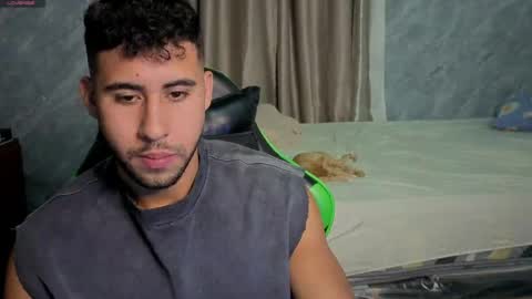 Snapshot of alejandrojf_00 chatting on 05-05-26, 11:35 Daiki jack online show from 05-05-26, 11:35
