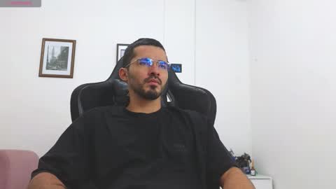 alejandroo_7 online show from 12-05-25, 06:37