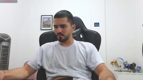 Snapshot of alejandroo_7 chatting on 07-02-26, 12:54 alejandroo_7 online show from 07-02-26, 12:54