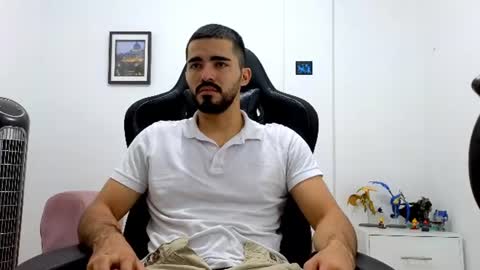 Snapshot of alejandroo_7 chatting on 07-17-26, 11:20 alejandroo_7 online show from 07-17-26, 11:20