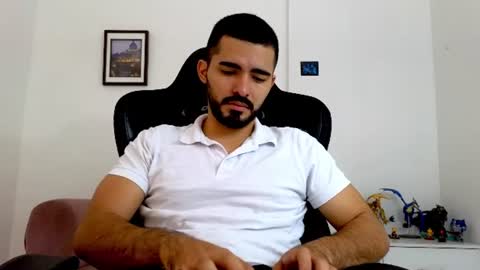 Snapshot of alejandroo_7 chatting on 07-19-26, 05:16 alejandroo_7 online show from 07-19-26, 05:16