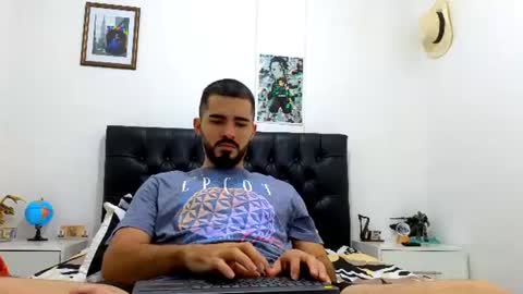 Snapshot of alejandroo_7 chatting on 07-31-26, 07:13 alejandroo_7 online show from 07-31-26, 07:13