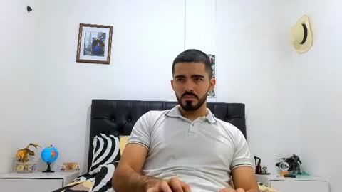 Snapshot of alejandroo_7 chatting on 08-01-26, 06:18 alejandroo_7 online show from 08-01-26, 06:18