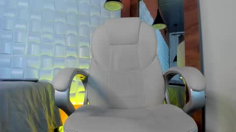 Alejo  online show from 10-22-25, 09:47