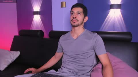 Snapshot of alejandrostorm chatting on 06-01-26, 11:45 Alejo online show from 06-01-26, 11:45