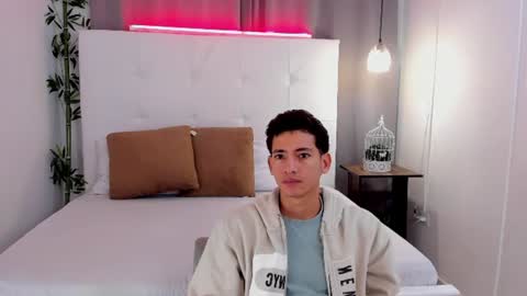 alejo_exotic online show from 06-17-26, 12:18