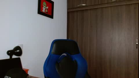 David online show from 04-12-26, 01:43