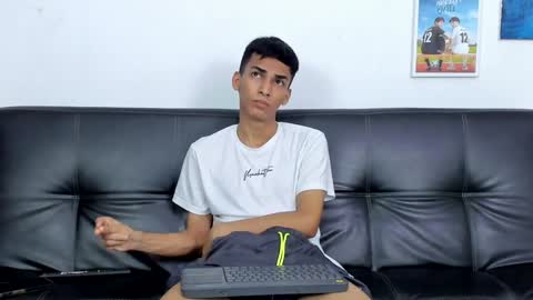 Snapshot of alejo_peverell chatting on 01-15-25, 07:23 alejo peverell online show from 01-15-25, 07:23