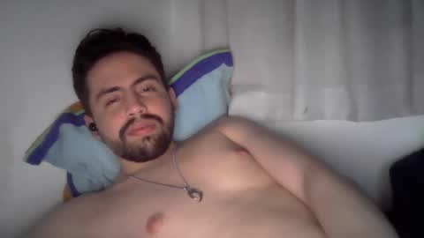 alejo_shy online show from 12-01-25, 06:18