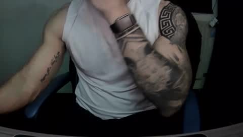 alejoduarte16 online show from 11-17-25, 05:52