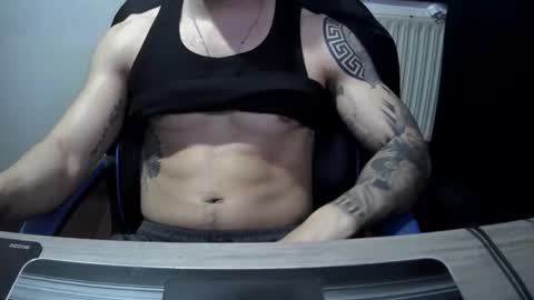 alejoduarte16 online show from 04-23-26, 04:09