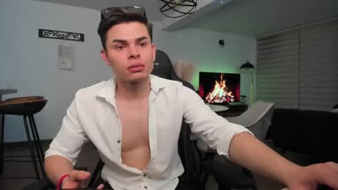 ONLYFANS Alejoo twink online show from 03-02-25, 08:16