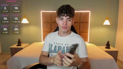 ALejoo Saenz online show from 06-03-26, 03:42
