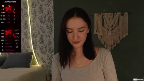 Alena online show from 02-06-25, 12:37