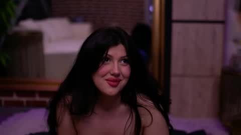 Snapshot of alenacapricious chatting on 05-12-26, 06:16 alenacapricious online show from 05-12-26, 06:16