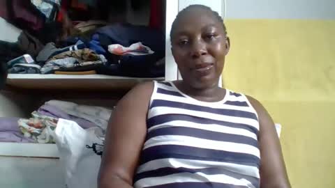 Noreen Kennth and Emilly online show from 10-20-25, 06:14