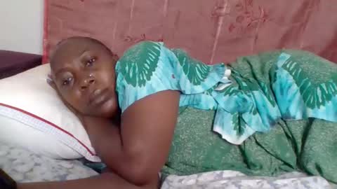 Noreen Kennth and Emilly online show from 11-16-25, 06:46