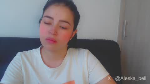 Snapshot of aleska__bell chatting on 01-16-25, 03:35 Aleska online show from 01-16-25, 03:35