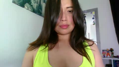 QUEEN OFF MILk  IM BACK  15 NOV online show from 02-10-26, 11:20