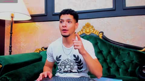 Alessandro King online show from 01-26-25, 12:22