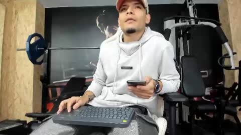 Snapshot of aless_king chatting on 06-15-26, 10:34 Alessandro King online show from 06-15-26, 10:34