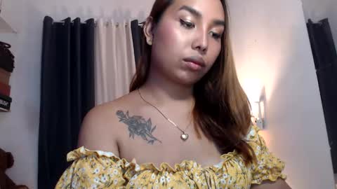 Alessandra online show from 05-19-26, 11:49
