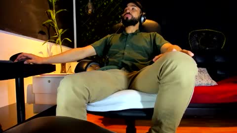 ALESSANDRO  WYE online show from 02-24-26, 06:11