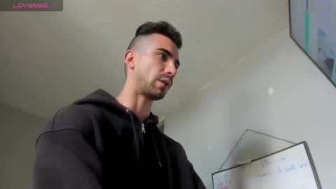 Kciqu3  Independent model online show from 10-01-25, 05:30