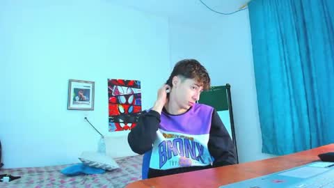 Snapshot of alessandro_dybala chatting on 04-29-26, 12:20 Alessandro Dybala online show from 04-29-26, 12:20
