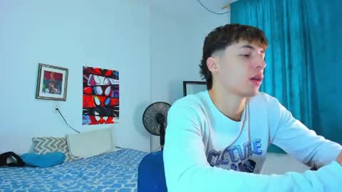 Snapshot of alessandro_dybala chatting on 05-15-26, 12:34 Alessandro Dybala online show from 05-15-26, 12:34