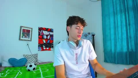 Snapshot of alessandro_dybala chatting on 05-26-26, 12:12 Alessandro Dybala online show from 05-26-26, 12:12