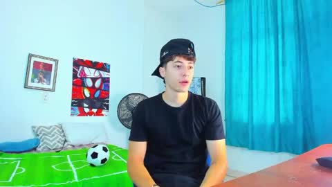 Snapshot of alessandro_dybala chatting on 05-27-26, 12:35 Alessandro Dybala online show from 05-27-26, 12:35