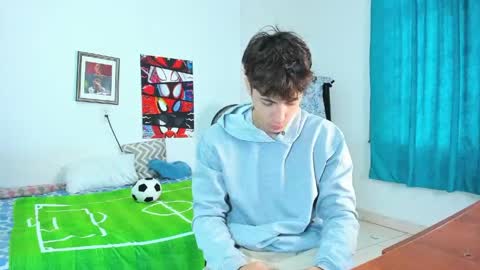 Snapshot of alessandro_dybala chatting on 06-03-26, 12:19 Alessandro Dybala online show from 06-03-26, 12:19