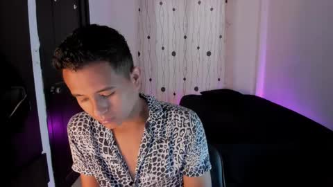 Alessandro online show from 01-25-25, 03:20