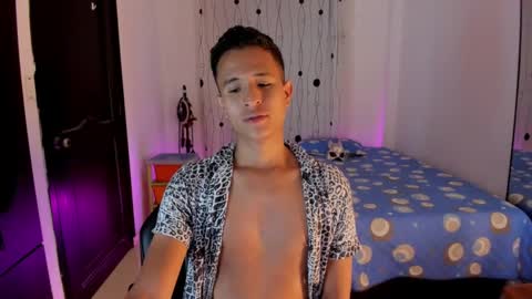 Alessandro online show from 02-06-25, 01:05