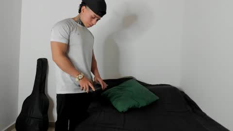 Alessandro online show from 04-16-26, 12:44