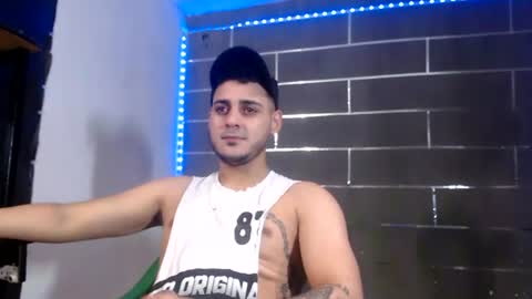 Snapshot of alessandrobooy chatting on 07-19-26, 04:49 alessandro online show from 07-19-26, 04:49