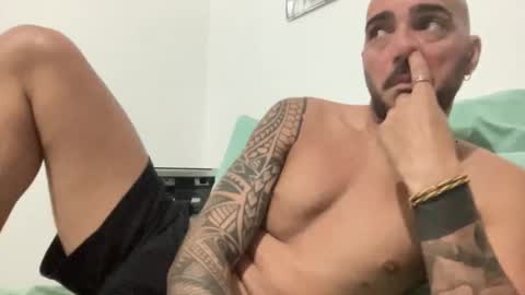 alessandromori91 online show from 09-08-25, 08:19