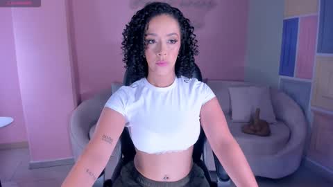 ALESSA ROMERO  online show from 02-24-26, 07:01