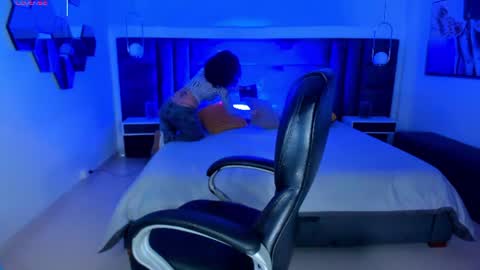 Snapshot of alessaromero chatting on 06-22-26, 08:06 ALESSA ROMERO online show from 06-22-26, 08:06