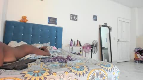 alessia_hot1 online show from 01-25-25, 04:13