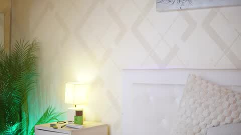  Alessia  online show from 02-12-26, 07:53