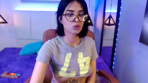 Snapshot of alessiaval chatting on 02-18-25, 12:17 Valery online show from 02-18-25, 12:17